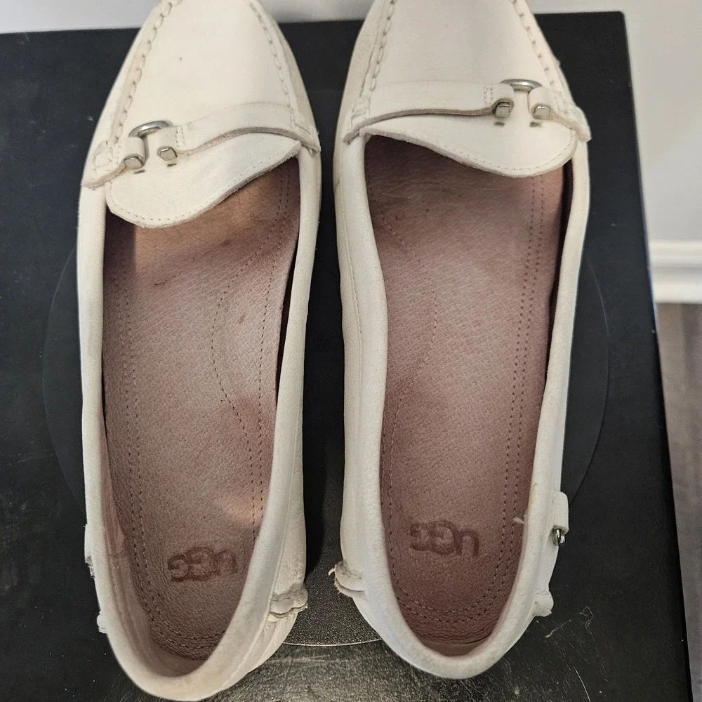 UGG WOMEN'S CALLEN LOAFERS FLATS IN JASMINE SOFT WHITE LEATHER SIZE 8